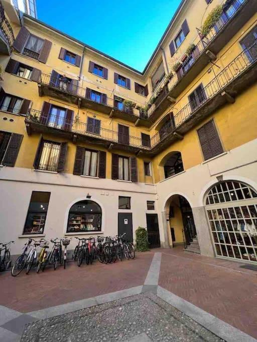 La Casa Alle Colonne - Navigliapartments Milan Luaran gambar